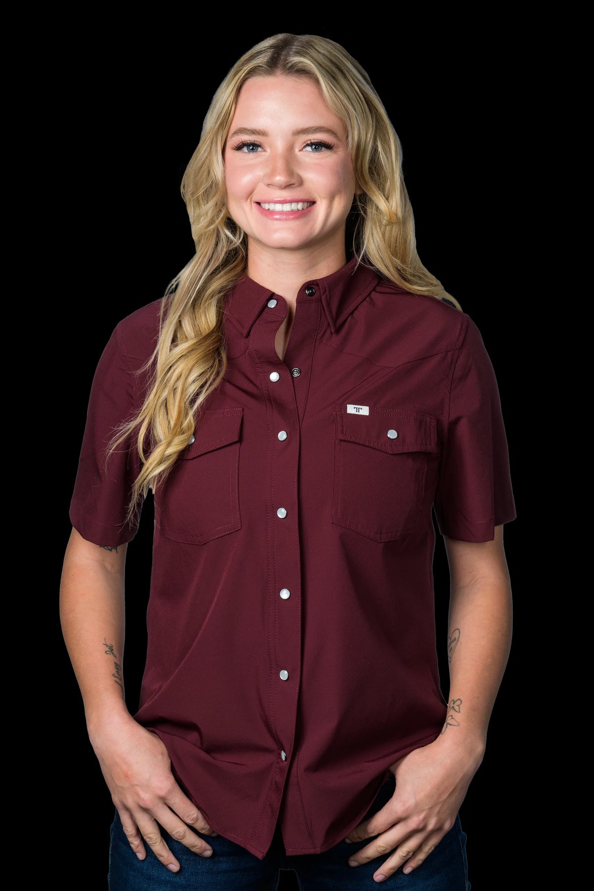 FERRELL - Women Pearl Snap Short Sleeve - Maroon
