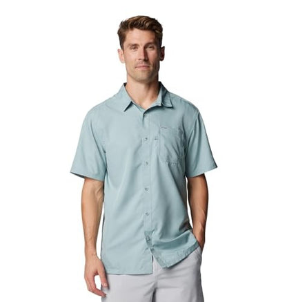 Columbia Men's Slack Tide Camp Shirt UPF 50, Short Sleeve