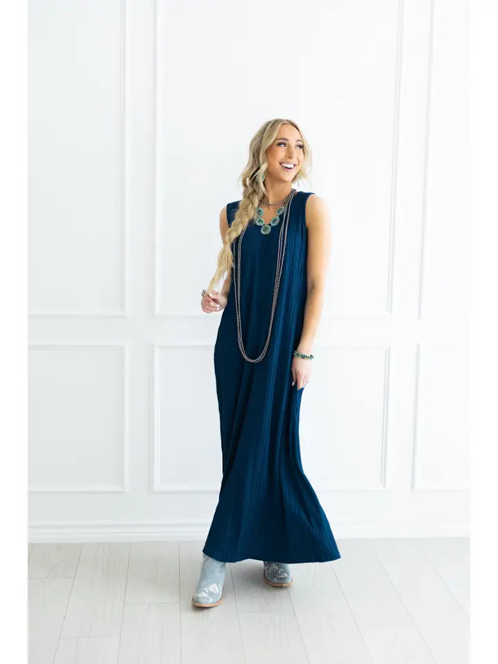 Textured Pleated Maxi Dress