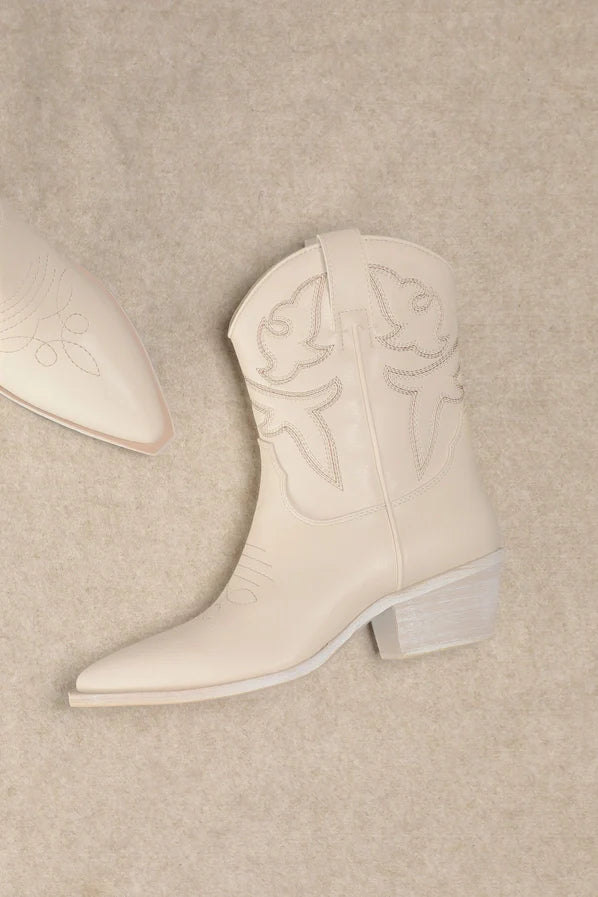 The Claire - Off White