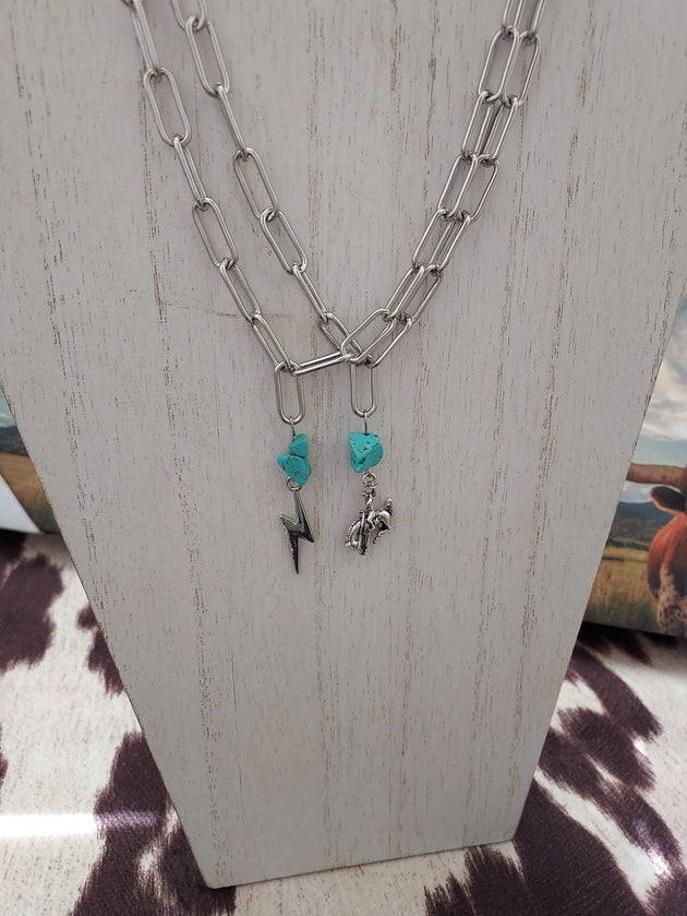 The peachy cactus boutique - Lighting Bolt Necklace